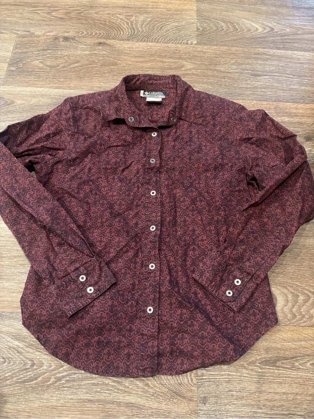 Columbia XCO Floral Geometric Snap Shirt Burgundy Outdoor Womens Medium